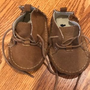 Baby gap moccasins size 6-12 months